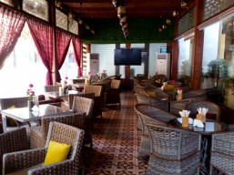 Order a meal of your choice with an Arabic dallah, shisha soup and a cold drink