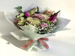 wrapping a gift and receive a free gift wrapping